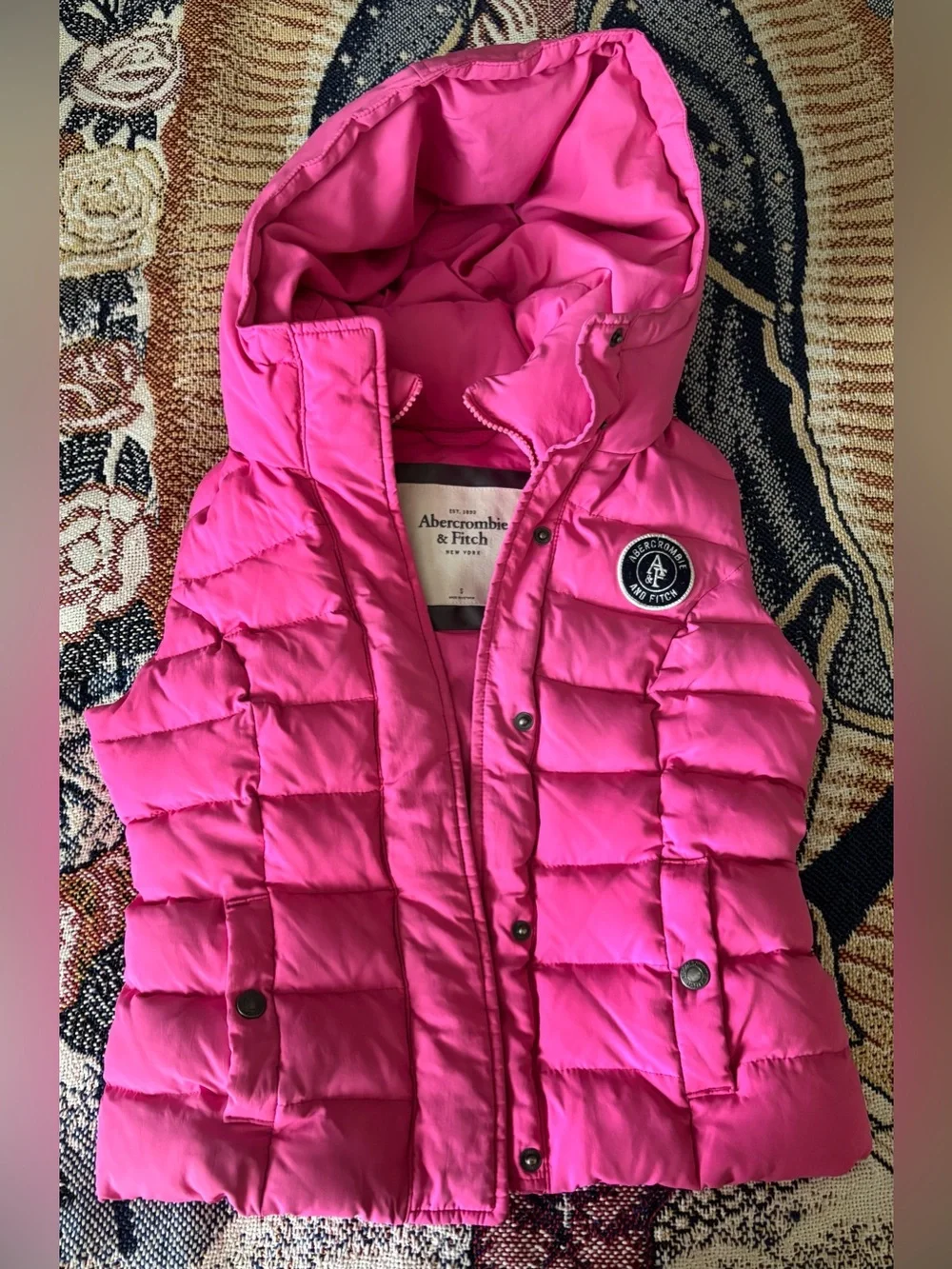 Abercrombie & Fitch Girl’s Pink Puffer Jacket with Hood